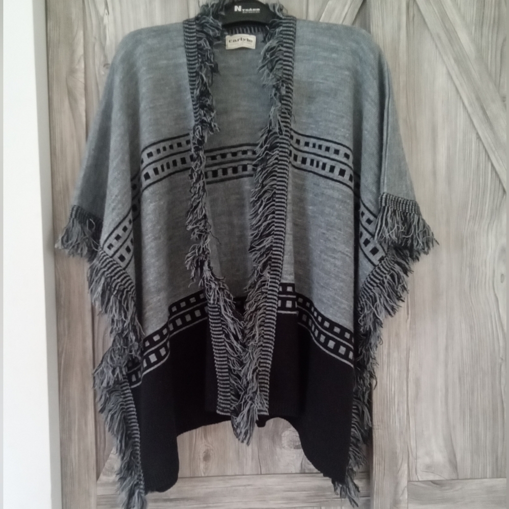 Carlyle Gray Black Fringe Poncho